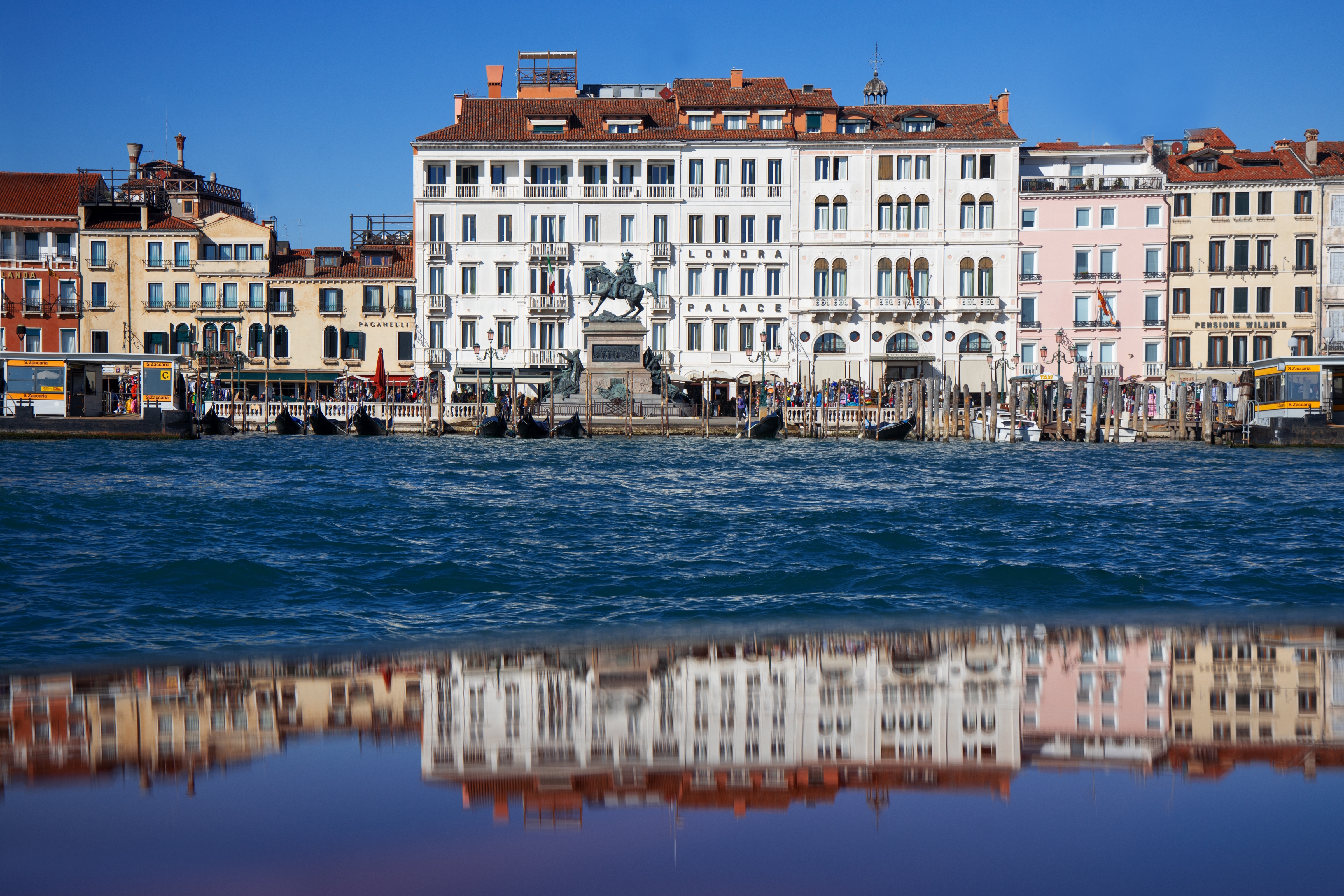 Hotel Londra Palace — 30122 Venezia VE